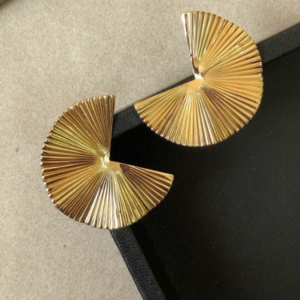 Brinco Leque Feminino Dourado Diferenciado