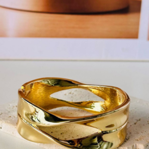 Bracelete Elegante Banho A Ouro