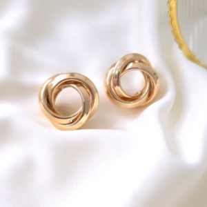 Brinco Pequeno Dourado Rosquinha