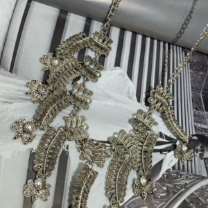 Maxi Colar Prata Moda 2025