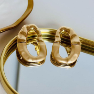 Brinco Orgânico Oval Dourado