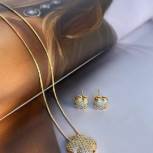 Conjunto Trevo Colar e Brinco da Moda