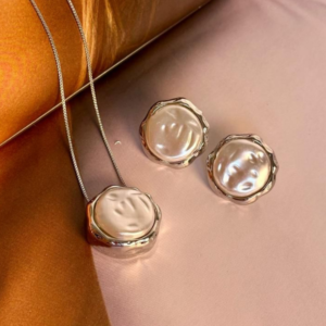 Conjunto Brinco e Colar Pérola Delicado