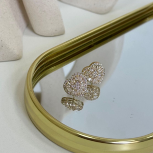 Brinco de Zircônia Coração Minimalista