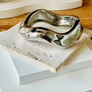 Bracelete Onda Versátil Banho Dourado Prata Encaixe Perfeito