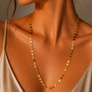 Colar Longo Medalhinhas Douradas Feminino Elegante