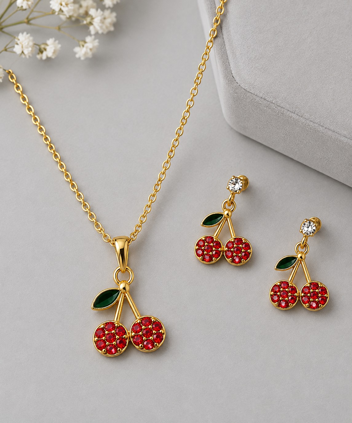 Kit Colar E Brinco Cereja Dourado Com Pedras Vermelhas - Imagem 2